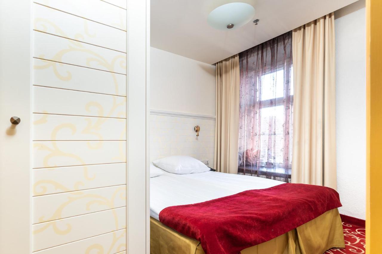 Meriton Old Town Garden Hotel Tallinn Exterior foto