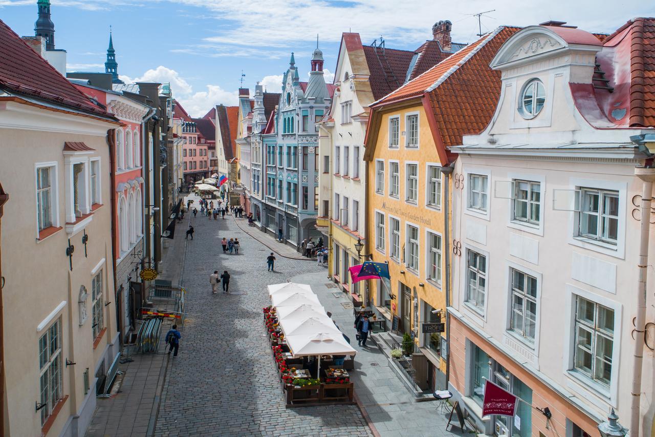 Meriton Old Town Garden Hotel Tallinn Exterior foto
