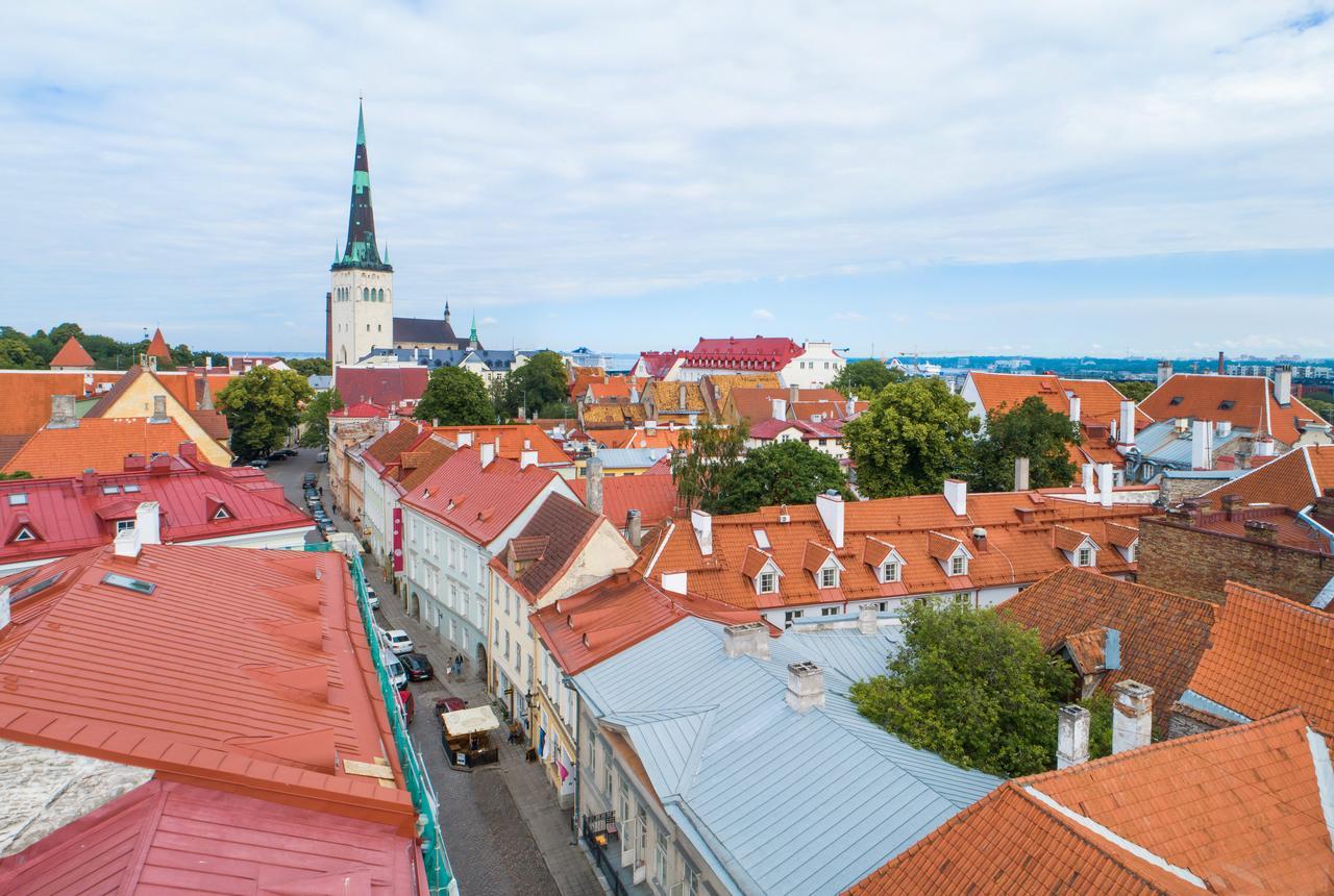 Meriton Old Town Garden Hotel Tallinn Exterior foto