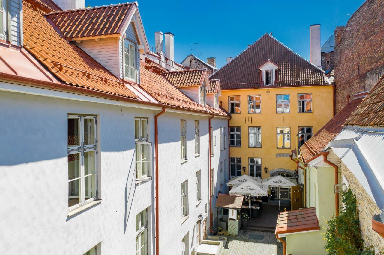Meriton Old Town Garden Hotel Tallinn Exterior foto