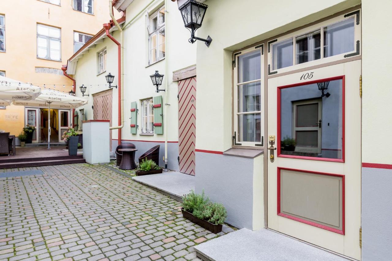Meriton Old Town Garden Hotel Tallinn Exterior foto