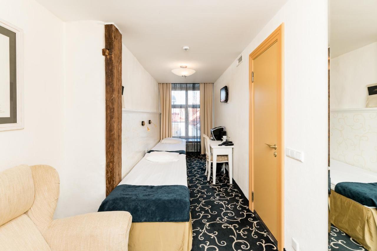 Meriton Old Town Garden Hotel Tallinn Exterior foto